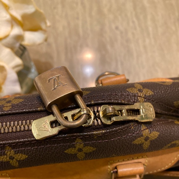 Louis Vuitton Deauvile 💯 authentic - Picture 4 of 8